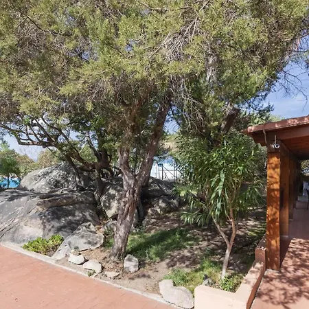 Fronte Piscina-mare -