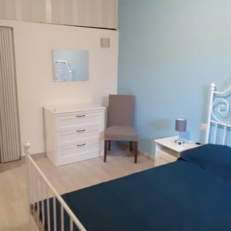 Fronte Piscina-mare -